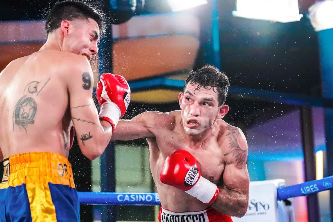 DapArg's tweet photo. Cerrando el año de la mejor manera 🥂🥊🏆
#Boxeo #boxing
#ORPromotions https://t.co/RN6tXHP0Pw