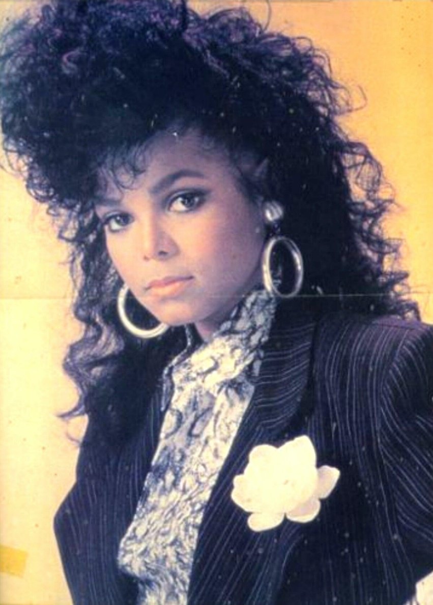 Loves_TheLord2's tweet photo. #JanetJackson's entire 4-part documentary has a Special Encore Presentation tonight @ 8pm ET on @lifetimetv. This is a nice way to ring in the New Year this evening. #ENCOREPresentation #JanetDoc👸🏾👑 #HappyNewYear2023🥰🥳🥳 #LetsWatchItTogether 📺 🫶 https://t.co/AxYpWxCMCG