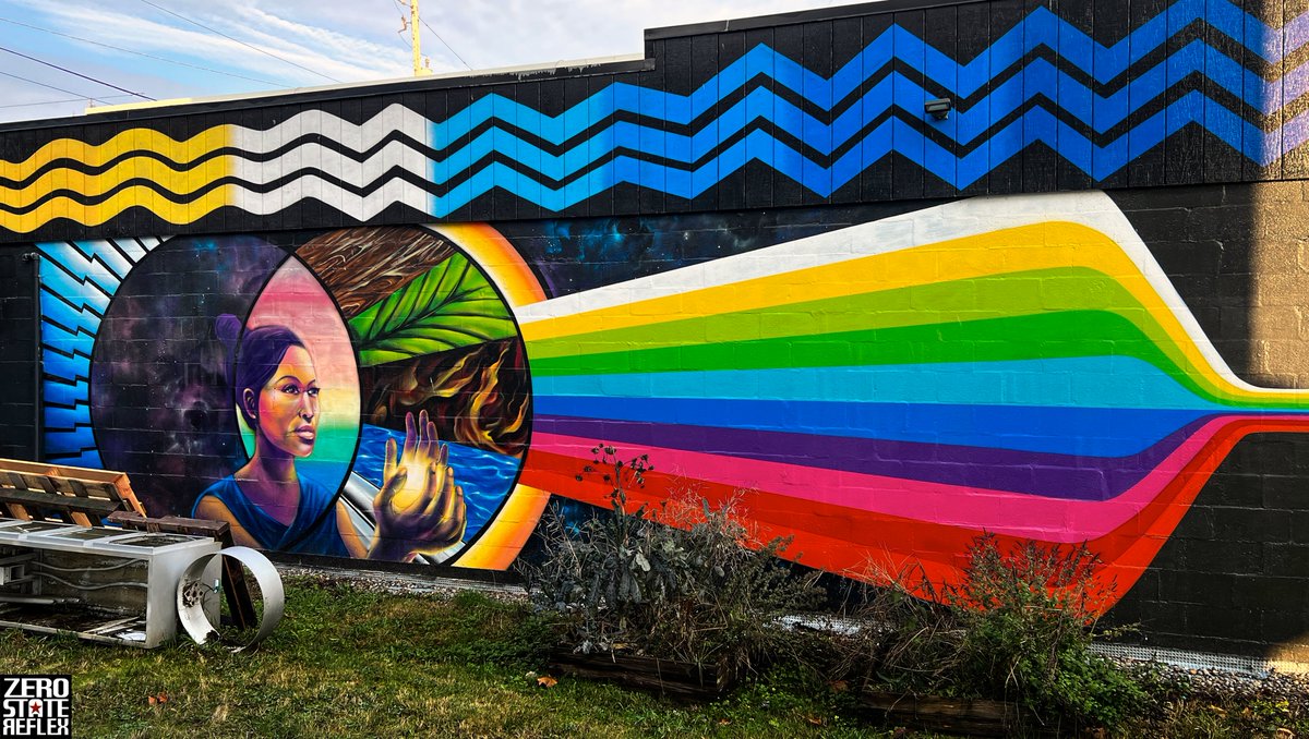 ZeroStateReflex's tweet photo. Electromagnetic Transformation, Mural Rainer Beach

#mural #rainerbeach #seattle #pnw #zerostatereflex #seattlephotography https://t.co/jszw1qjsg3