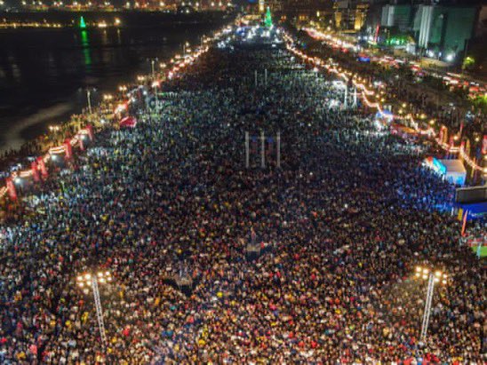 news_cutter's tweet photo. 2023 - New Year Celebration At Colombo Galleface 🇱🇰
📸 Thilina Kaluthotage
#HappyNewYear #welcome2023 #HappyNewYear2023 #LKA #SriLanka #2023NewYear #NewYearSL #StaySafe https://t.co/aN3rgfAPD8