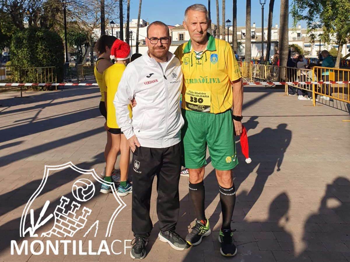 MontillaCF's tweet photo. 📸 𝗦𝗔𝗡 𝗦𝗜𝗟𝗩𝗘𝗦𝗧𝗥𝗘 | Para terminar el año, hoy hemos participado en la organización de la carrera solidaria San Silvestre. Cabe destacar que también hemos tenido representación entre los corredores.😁🏃‍♂️

¡¡¡Vamos, Montilla!!!💛💚

#CreoEnTi #Montilla #MCF #MontillaCF https://t.co/675AaLdtGv