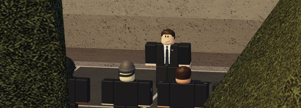 HMGOV_RX's tweet photo. Earlier, the Prime Minister and Home Secretary had the pleasure of inspecting the Metropolitan Police Service, and attending a roleplay event. https://t.co/TZxyfCfufk