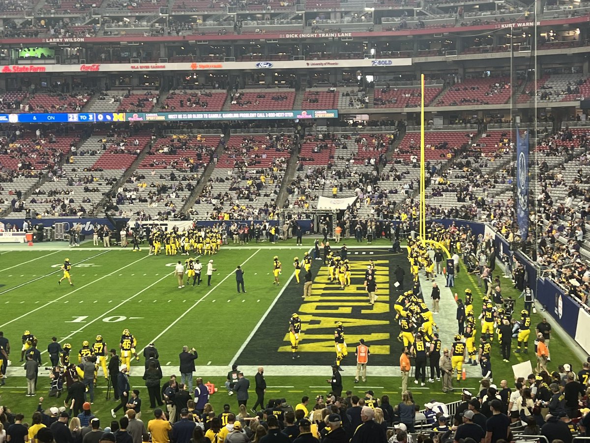 Thank you #Vettix for the tickets! GO BLUE!