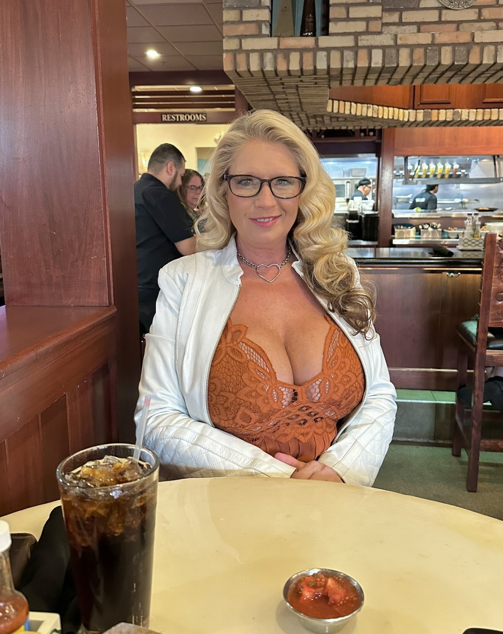 🐴Maddie Cross🐴 on Twitter: "Wishing you all the Happiest New Year!! Thank you for making me feel