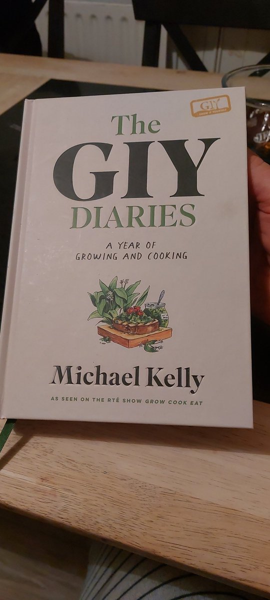 Daracromwell's tweet photo. @giyireland Santa was good to me.. I'm really enjoying this. #giy #growyourown https://t.co/50TJM9ofpL