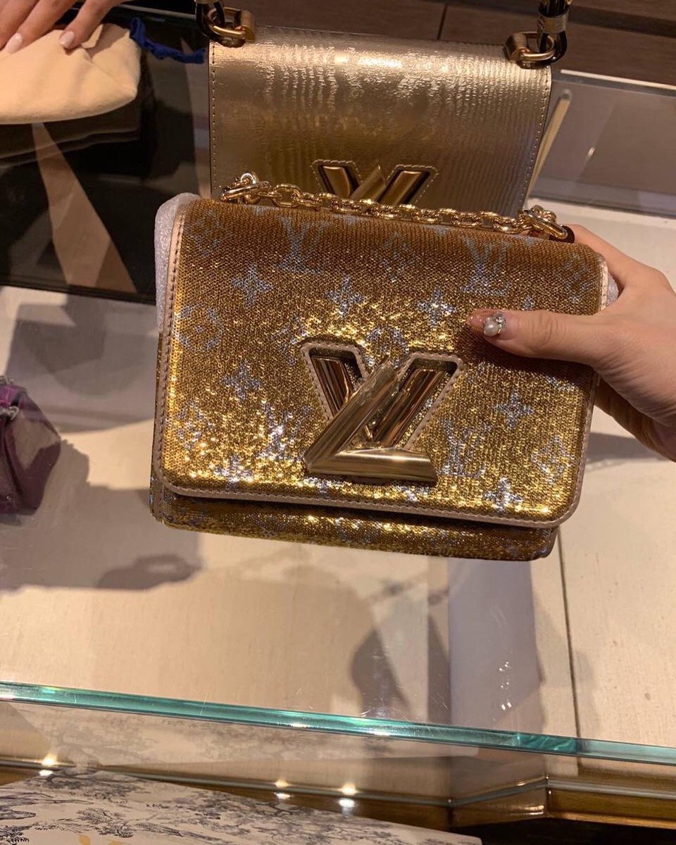 philippensavyi2's tweet photo. Buy what you like, do what you want🥰 https://t.co/UrXhvIvRll
