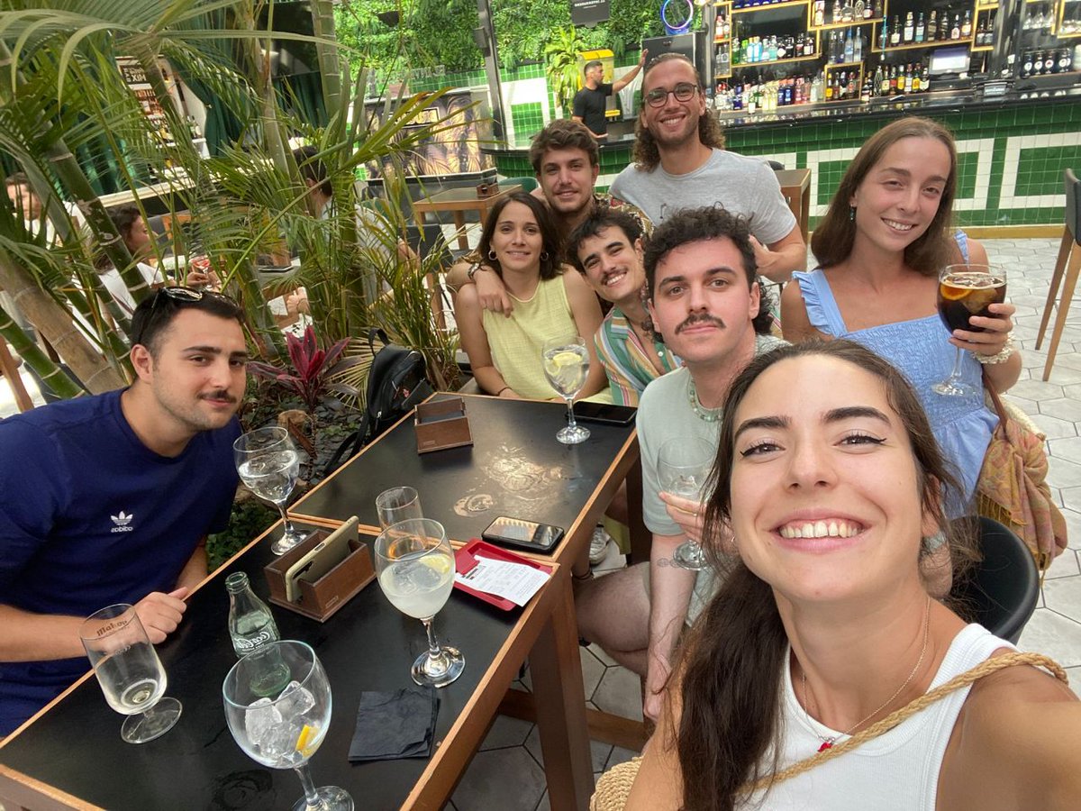 leosly90's tweet photo. Un inicio desastroso que dio pie a un año maravilloso. Feliz año a todos panillas. https://t.co/KxfK5Q3pwm
