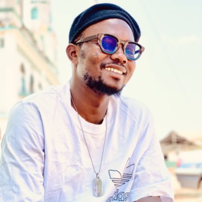 BenitCheick's tweet image. #NouvellePhotoDeProfil