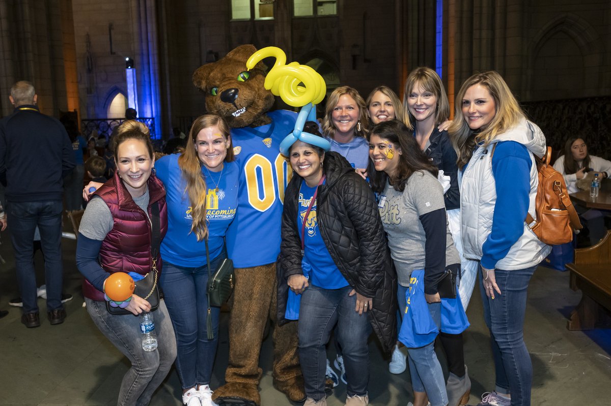 PittAlumni's tweet photo. As a nod to @PittTweet's top posts of the year, here's a retrospective of 2022 through the PAA's pages ππ
Our #PittAlumni loved #throwbacks from the '90s π and the '80s π lots of Cathedral pics π plus #PittHC22 celebrations π
If we missed your favorites, let us know π https://t.co/2Gx4aE7WLC