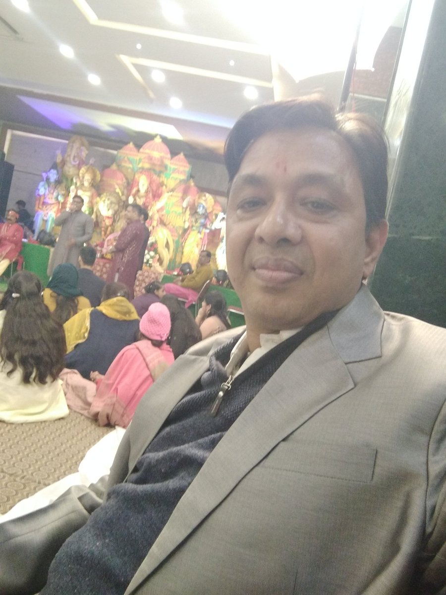 Nareshd46241422's tweet photo. नव वर्ष मंगलमय हो माता रानी सब को खुश रखे🙏🙏 https://t.co/z4NfyNVLoK