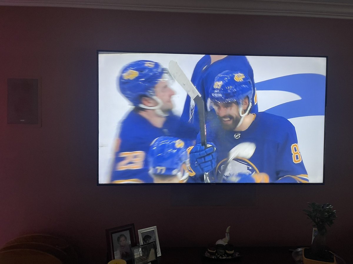 brendaceleste's tweet photo. Against the the top team in the league, after killing a 5-on-3 penalty, @BuffaloSabres stage a huge OT win in Beantown. I’m a lifelong Sabres fan and a believer in this Granato-led team! #GoSabres #LetsGoBuffalo ##Teamhasheart #tuch #uka https://t.co/jQOohmLeaI