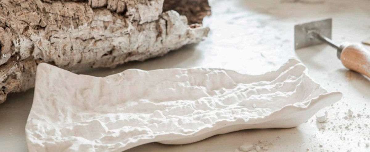 Chez PORDAMSA, nous sommes fascinés par la possibilité de pouvoir représenter une idée de nos propres mains. L'origine de chaque pièce est née de notre imagination, ainsi que du désir d'écouter la demande d'un marché en constante évolution.

#pordamsa #tableware #porcelain