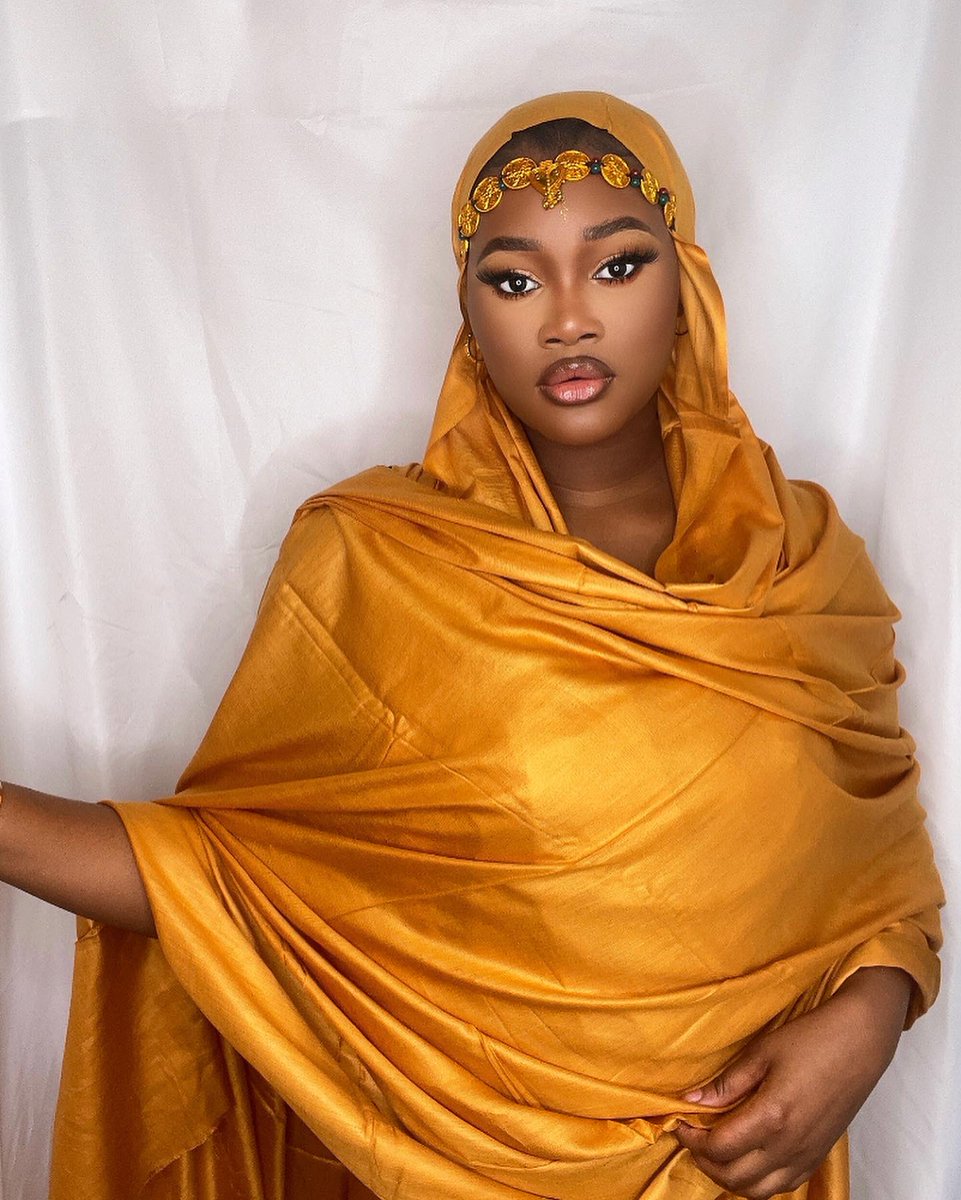 KhadijahKaddy's tweet photo. African princess 👑 https://t.co/tBb3cx8QJl