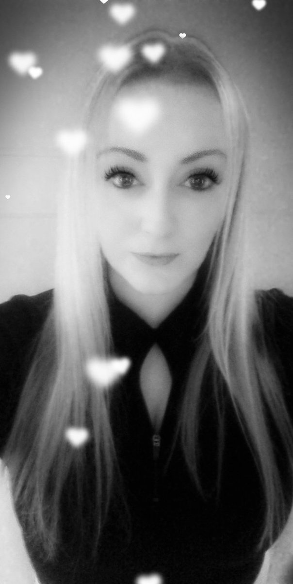 Happy new year MFs 🎉 hope everyone had a fab Xmas 🍷