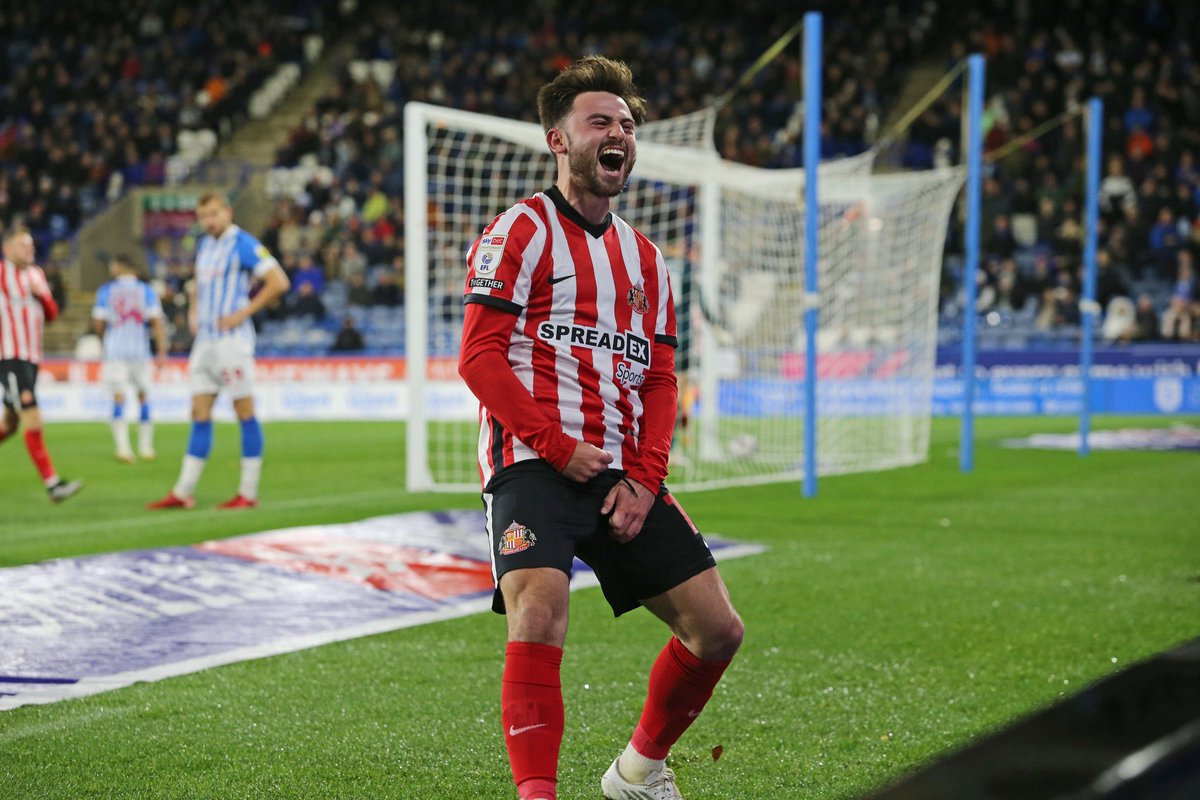 patrick7roberts's tweet photo. 2022….What a year its been👌🏻 
Happy New Year everyone! 🤩🔴⚪️ https://t.co/ZRcIwtSyaj