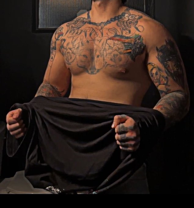 The face vs the body https://t.co/lDxmp88BaU