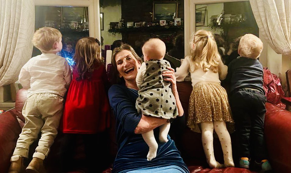 Maria G Lindsay tweet media