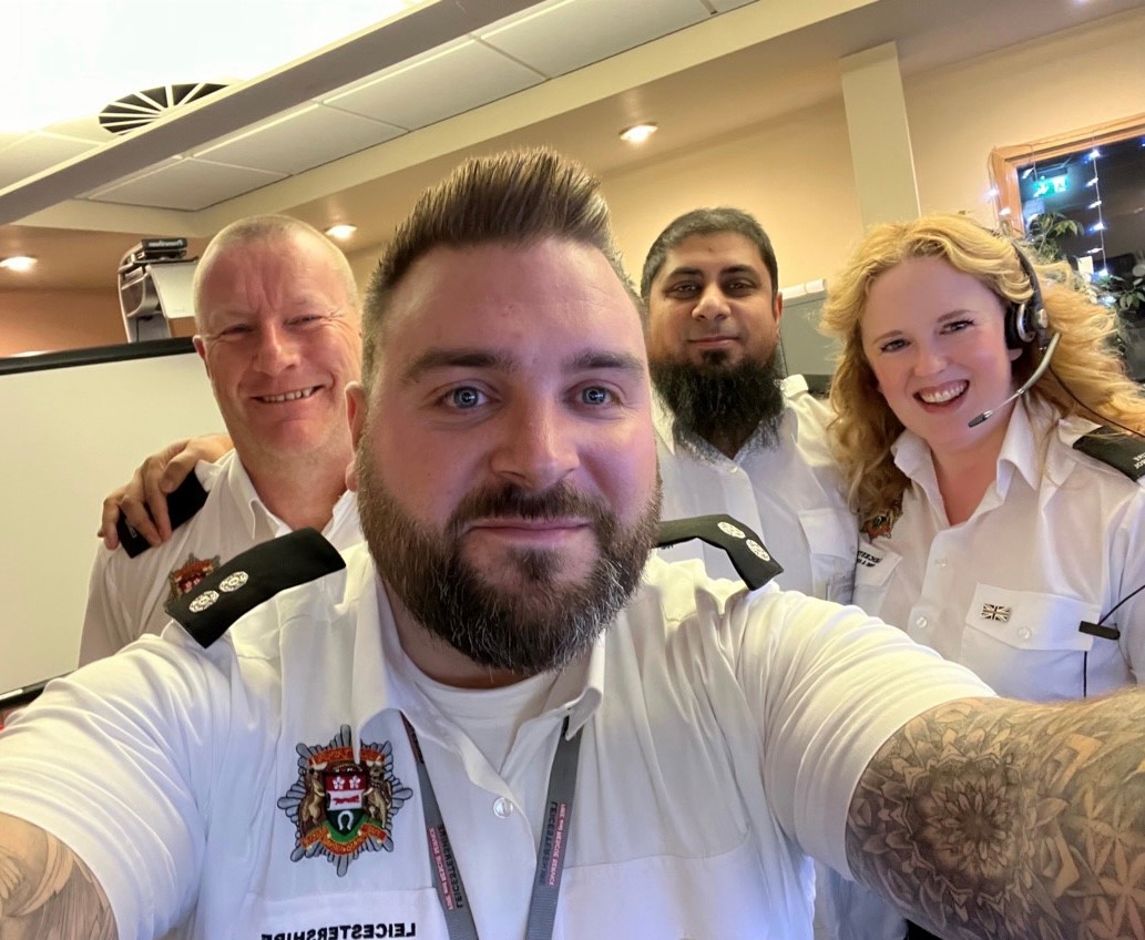 LFRSFireControl's tweet photo. All of us here tonight at Fire Control would like to wish you all a very happy and safe New Years Eve! #CelebrateSafely #TeamRedWatch #CallsandMore https://t.co/cmHARQHvFH