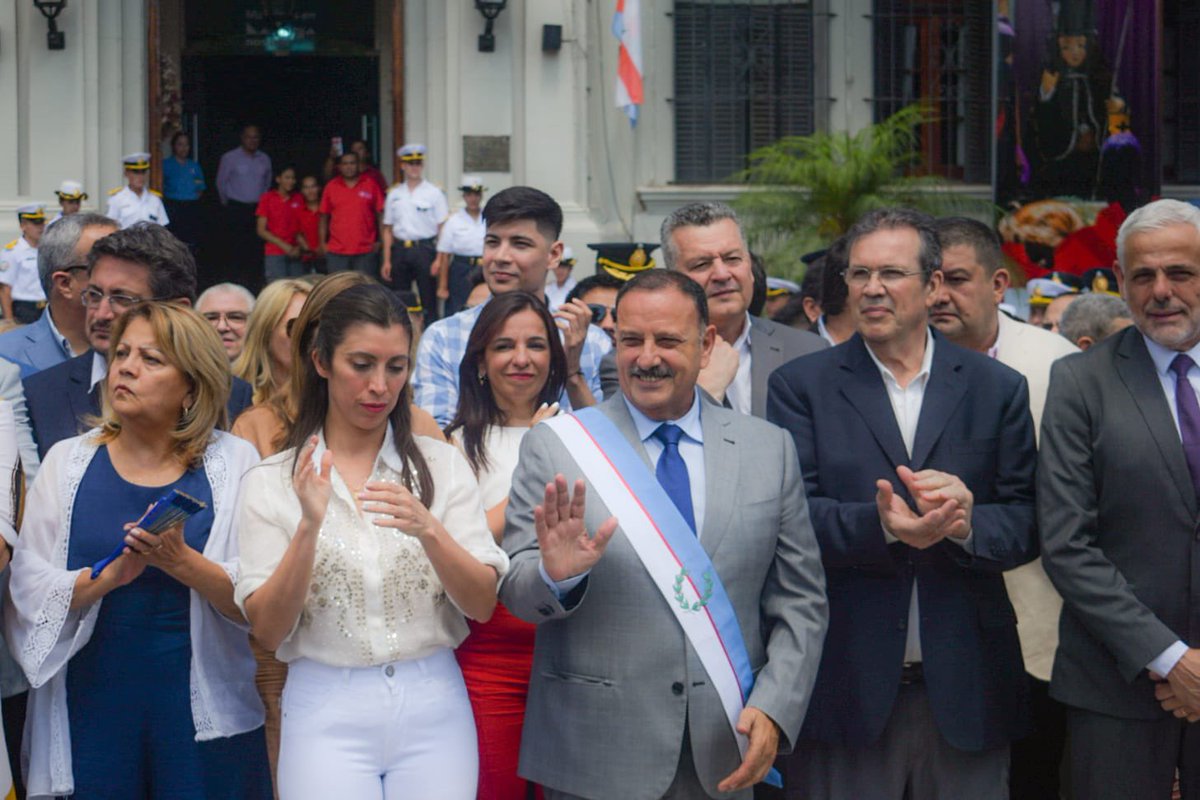 MaricelMaldoLR's tweet photo. Acompañe a nuestro Gobernador Ricardo Clemente Quintela, en un nuevo Tinkunaco para renovar nuestra fe y esperanza en nuestro corazónes, demos gracias a San Nicolas y Niño Alcalde, para recibir un nuevo año que comienza. Nos unamos entres todos por una Rioja de oportunidades https://t.co/qxB3hkwxwf