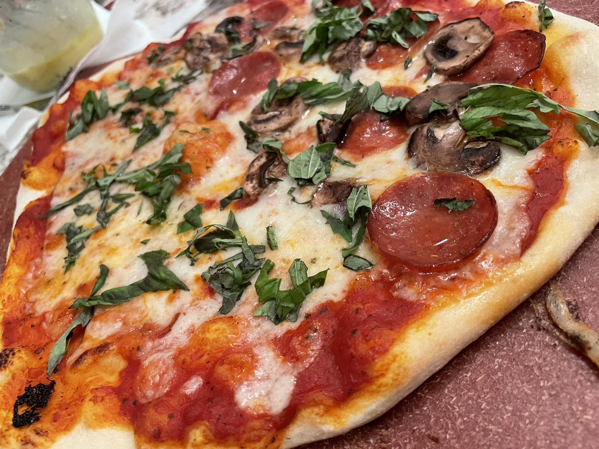 JasonKapit's tweet photo. @elonmusk I'll give you Di Fara and John's (Bleecker St.) but I will put this up against most. I need @barstoolsports to come by and rate this. Dave, when you're in South Florida, open invitation. https://t.co/6IbIaSmIsL