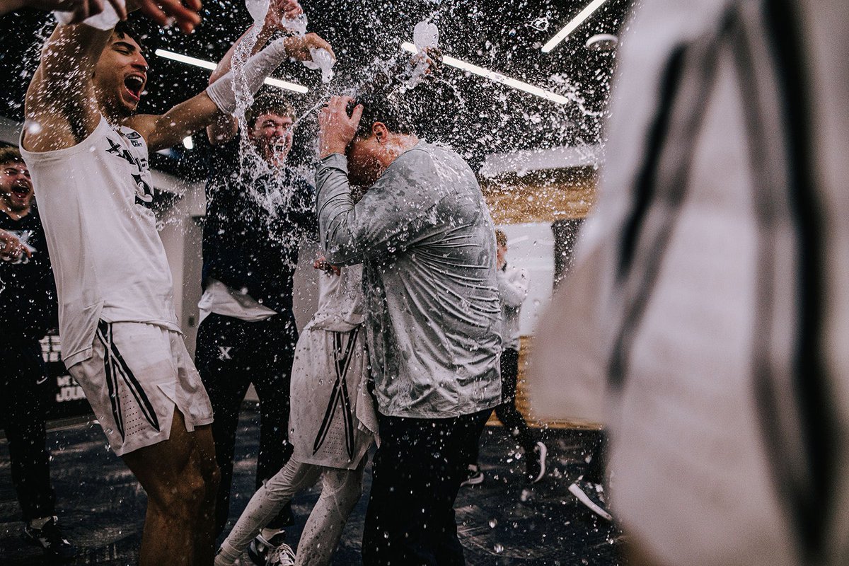 SMillerUT's tweet photo. Happy New Year to our amazing fans! Looking forward to a fantastic 2023 #LetsGoX https://t.co/KWL1OgJjHt