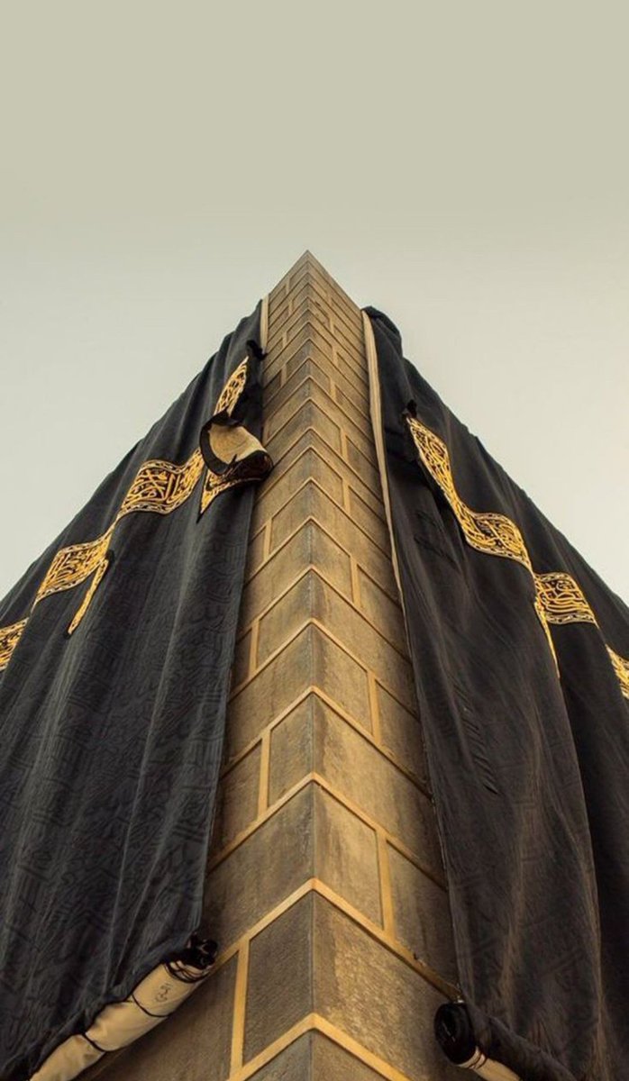 "Bir yılda olmayan, bir anda olur Allah'a güvenin."