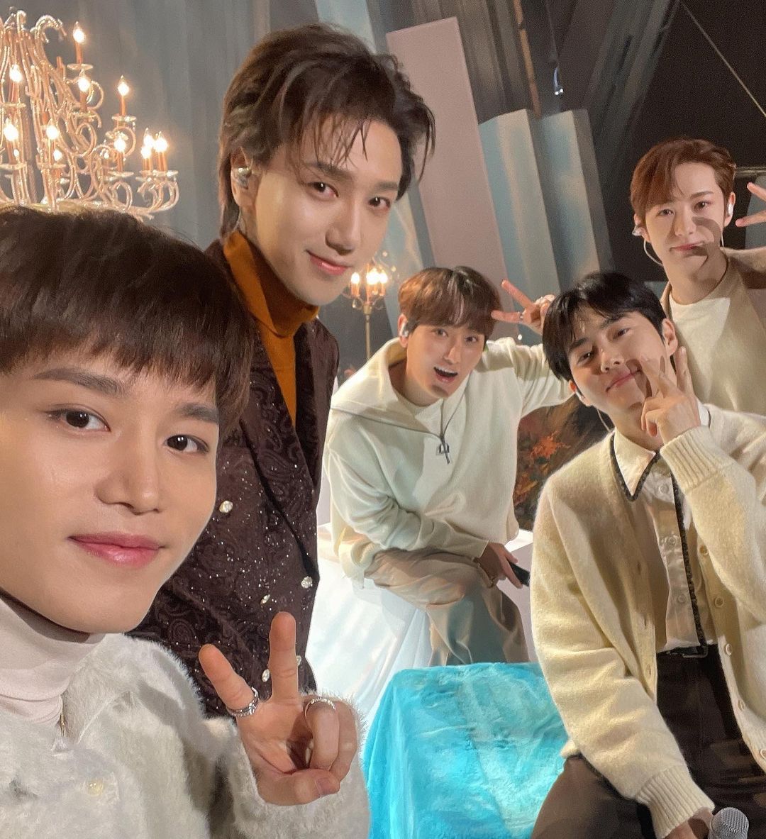 raynnejun's tweet photo. Renjun and Taeil in Yesung Hyung's Instagram update
🔗 https://t.co/Cm2AX864tn
#HappierWithRenjun #SMCU_PALACE https://t.co/lZFnz3ywLr