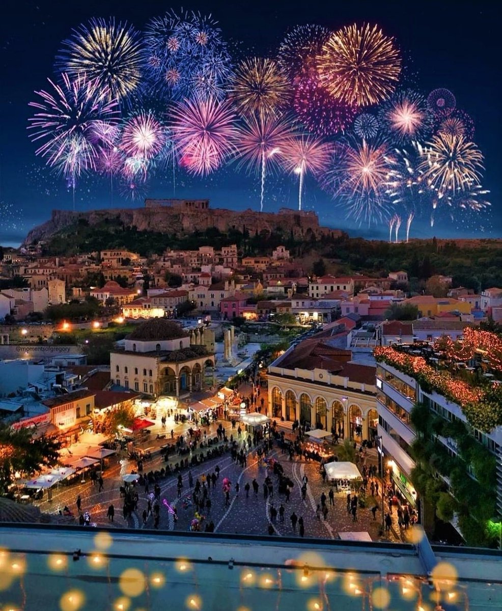 holidaygr's tweet photo. Καλή χρονιά  💙💙💙💜😍🇬🇷🇬🇷🇬🇷😍💜💙💙💙  📷 momentsofgregory

Like ► https://t.co/EVJq9nLaTF https://t.co/bUsVuoNpoU