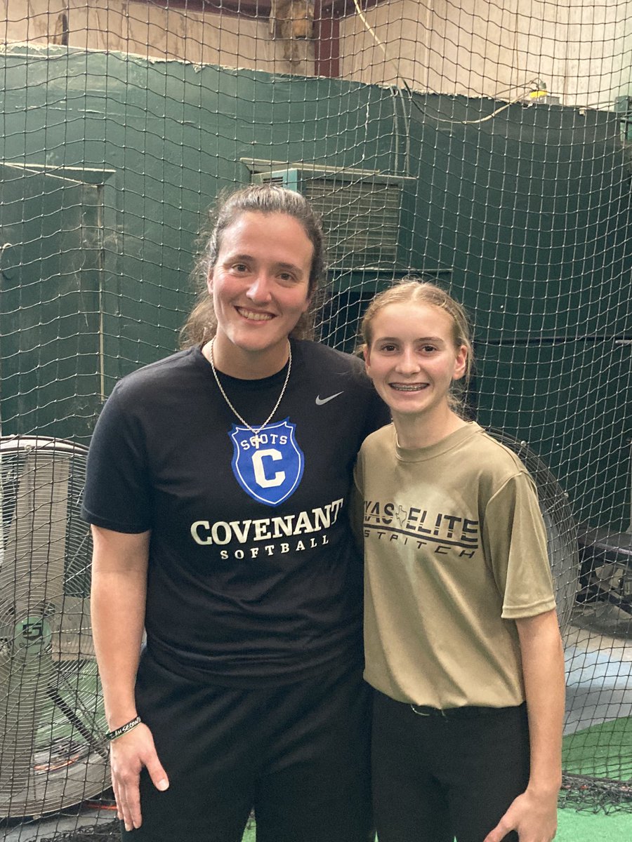 JSchultz55's tweet photo. Thank you to @kkleleux for hosting her 2nd annual camp in Tomball today!! It was a great opportunity for @MadilynSchultz9 to get work in and learn valuable information on recruiting!!
#uncommitted #KleinHS #Mad$ #BuiltDifferent https://t.co/VDPBVdrGgN