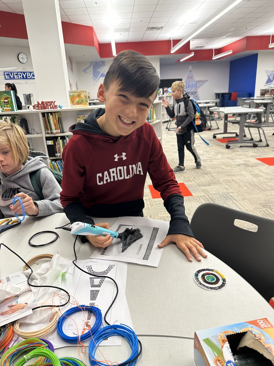 ErickaHamilton0's tweet photo. Makerspace time was a hit in 2022 @PISDJohnsonElem.  Can’t wait to see what 2023 has in store.  @PISD_Libraries #JohnsonAllStars #ProsperProud https://t.co/bjHLuYYW7K