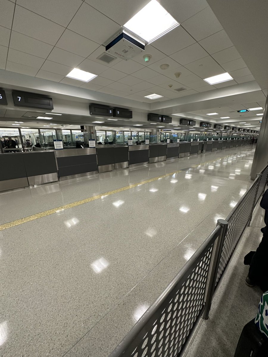 Make it make sense <a href="/Dulles_Airport/">Dulles Airport (IAD)</a> <a href="/WashProbs/">Washingtonian Problems</a>