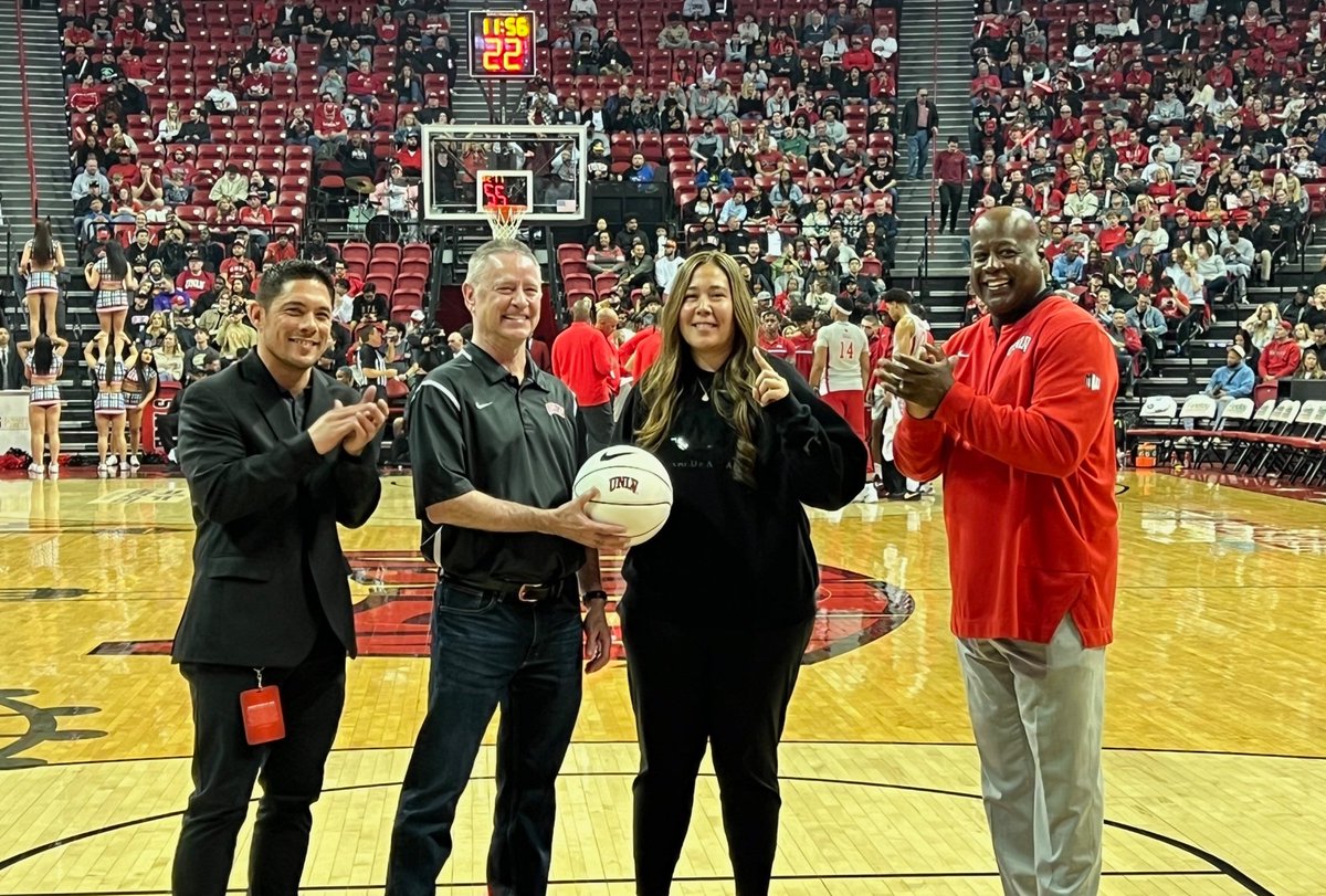tcordervegas's tweet photo. Game ball for @FindlayToyota at @TheRunninRebels with @StephanieBernas https://t.co/ie4LWwBA7x