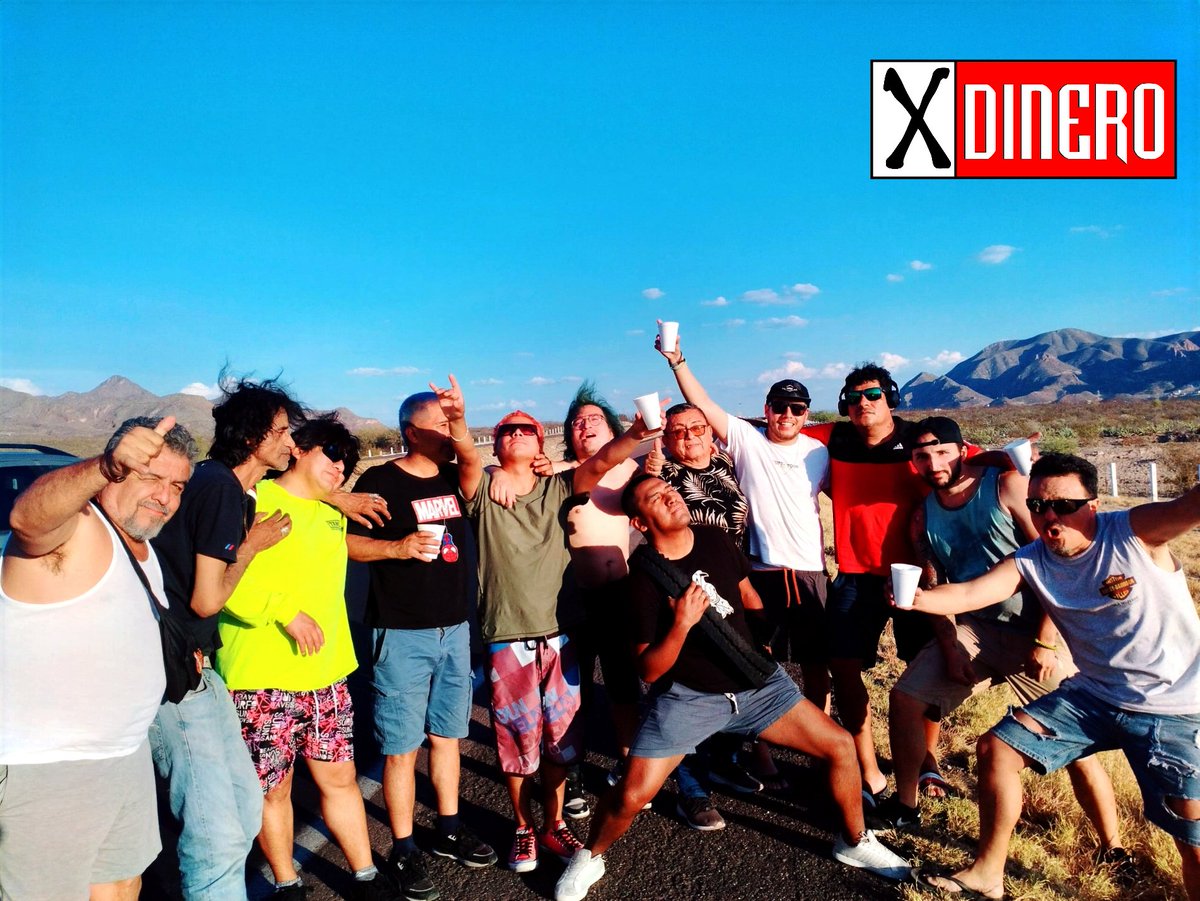 Adiós 2022 gracias por tanto y bienvenidooo 2023 🥂bendiciones y mucha salud para todos👍🏼🎉🎶🎺🎸🎷
#XDINERO #Ano2023