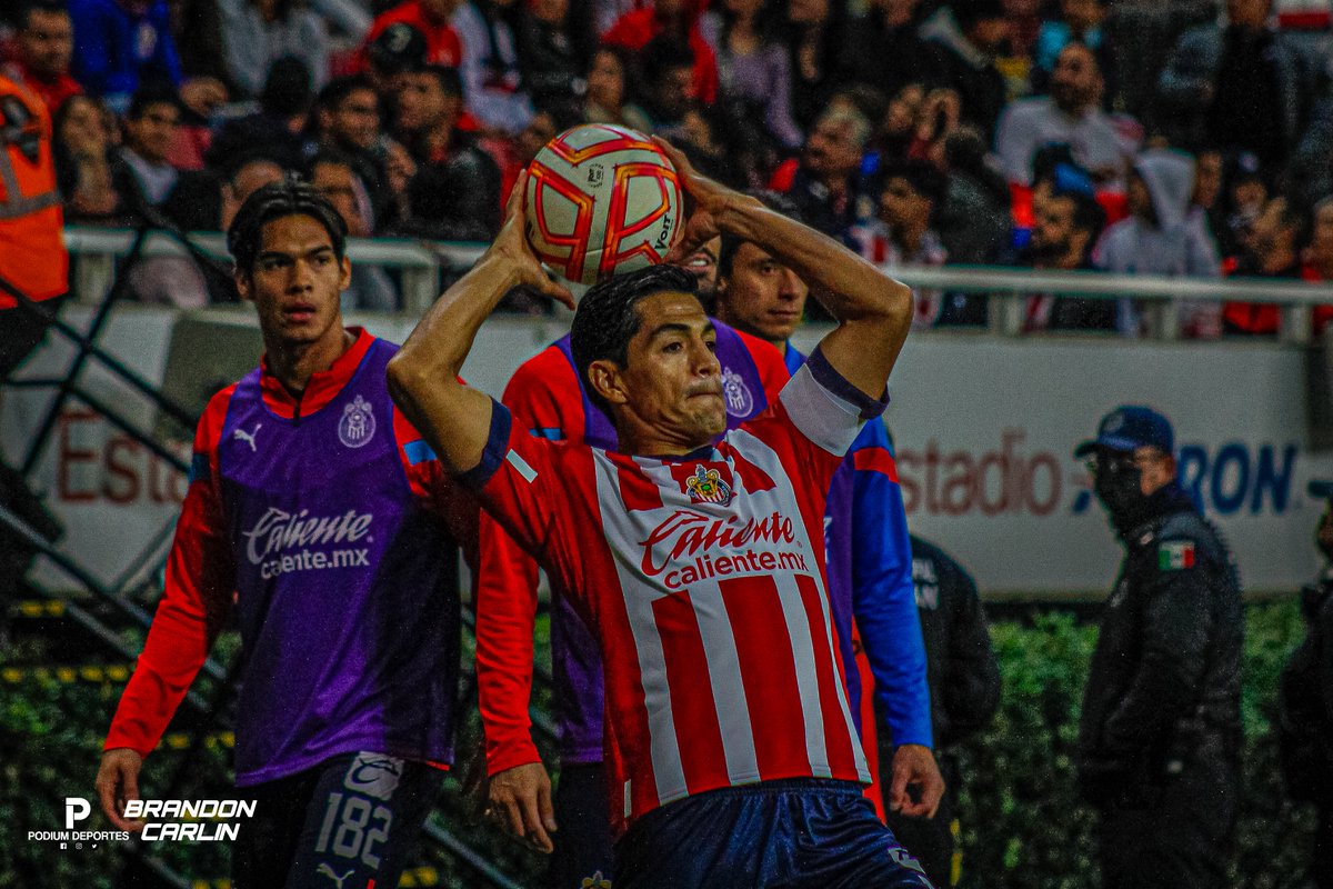 jardinizquierdo's tweet photo. #GaleriaPodium 📸 por @carlin1795
🏆 @CruzAzul se llevó la #CopaSKY al vencer la noche de este viernes a @Chivas en el Estadio AKRON.
Aquí las postales del encuentro :
📸: https://t.co/jTapbKVTXy https://t.co/mwxlz8tgfC