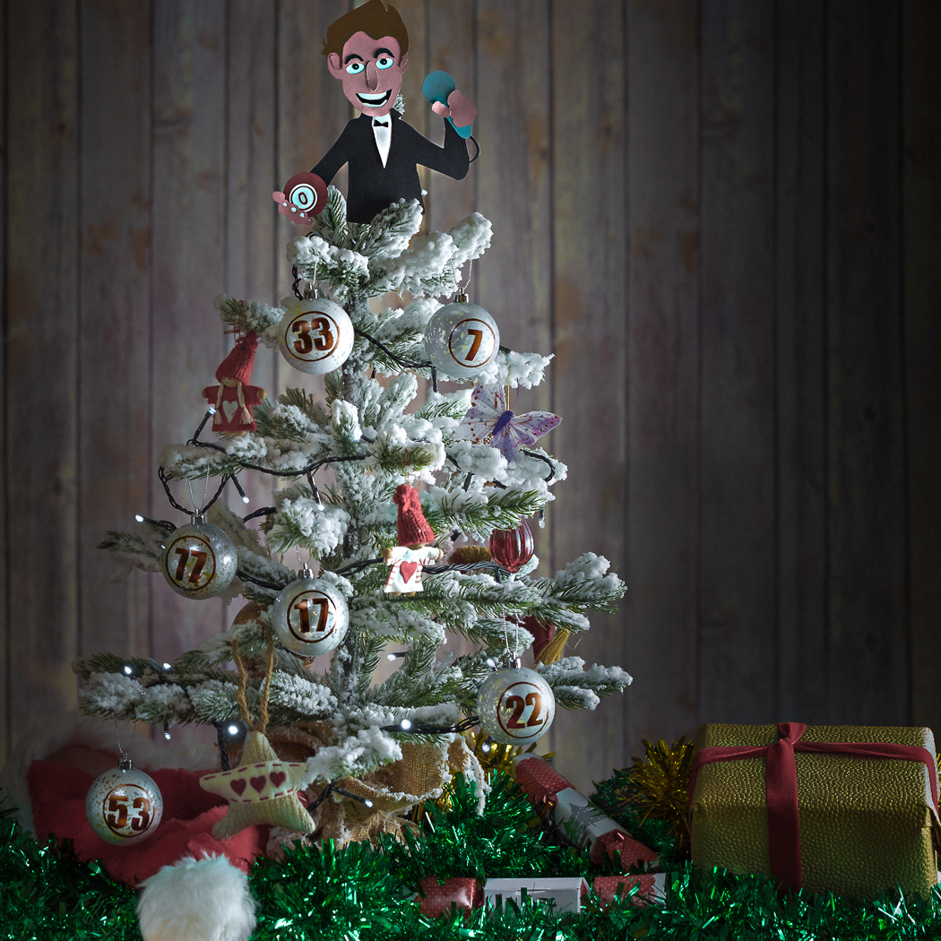 roarcheese's tweet photo. @SnuggHomes Mum loves bingo so this year we told her to leave the tree to us.  This is what we did...  #SnuggChristmas https://t.co/DqAkgoq527