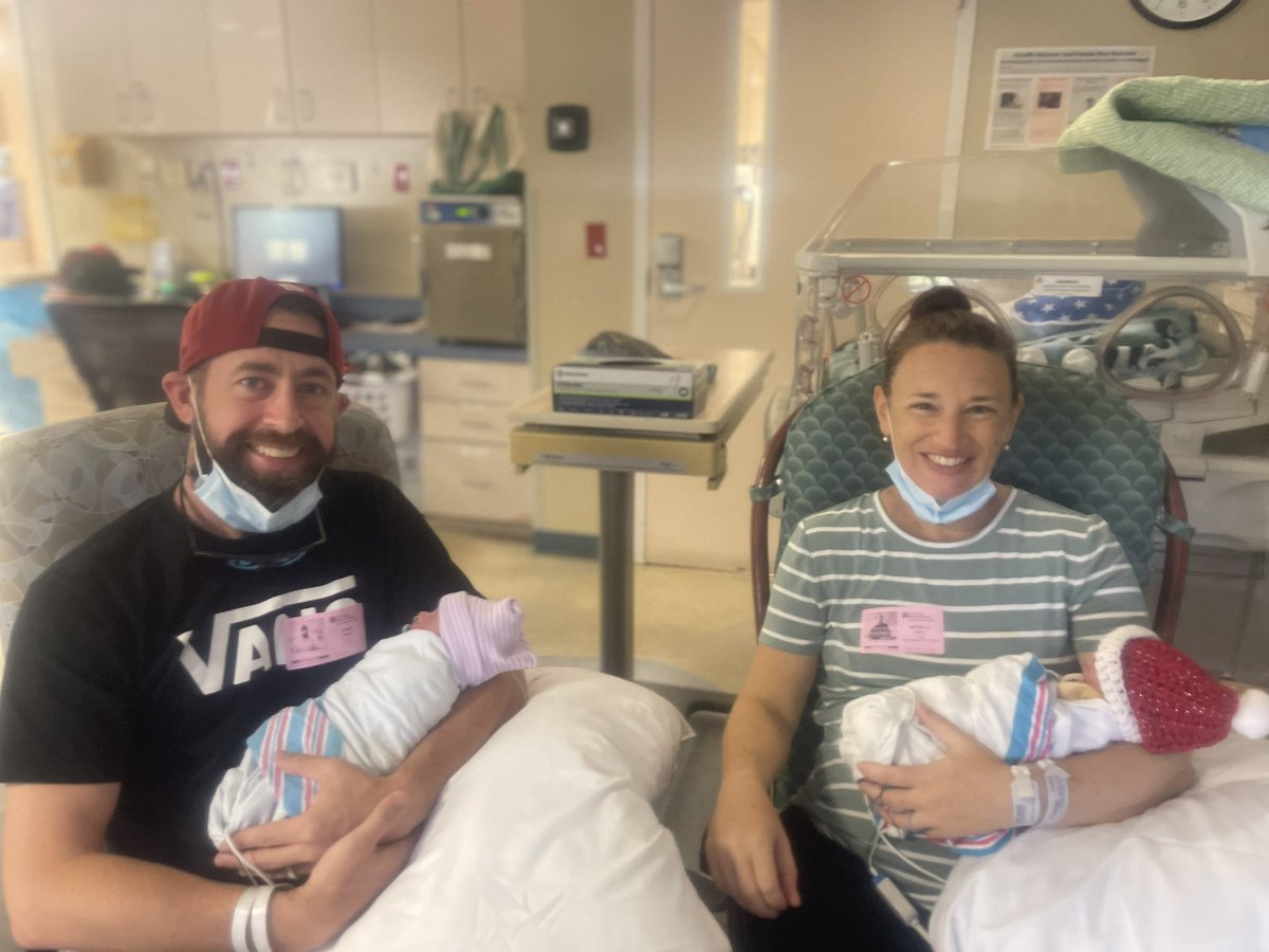 Ceking2081's tweet photo. After 5 days not seeing them, I got to hold my boys today. 🥰 #twins #HappyNewYear https://t.co/oiIwyG1oC5