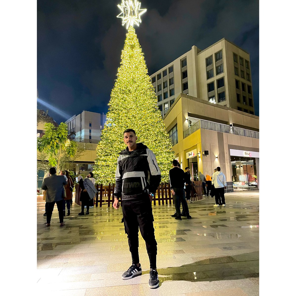 KareemIbrahem0's tweet photo. "TODAY IS A NEW DAY AND A NEW BEGINNING. IAM THANKFUL FOR ALL THAT I HAVE BEEN GIVEN.
HAPPY BIRTHDAY TO ME” ♥️♥️🎉🎉🎊 https://t.co/MBeSCffF56