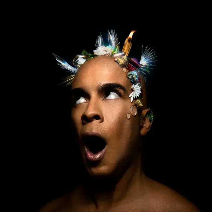 "I want people to leave my performances encouraged to live life without fear. I’m fighting my own fear up there in order to inspire others to go out into this fucked-up world." 
A song from Bruno Capinan @capinan_ is on our Best Of show.