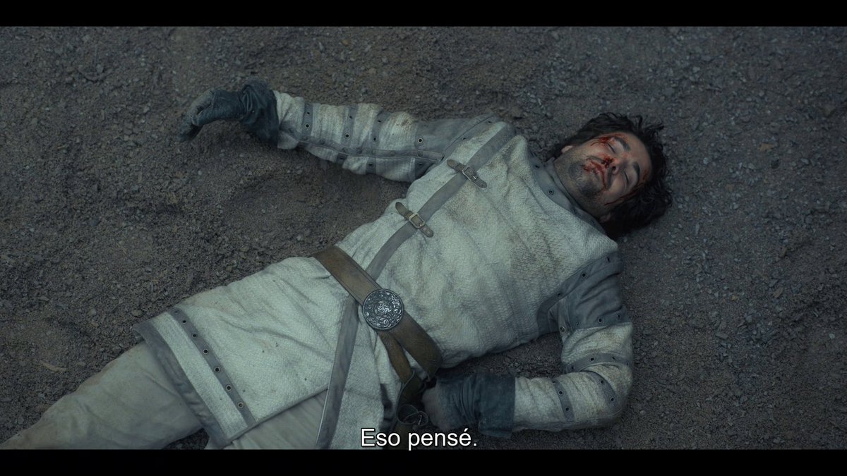 Lucassali's tweet photo. SAY IT AGAIN!
Más de uno quiso cagar a trompadas acá a Sir Crispin 😂
#SerCristonCole #SerCrispin #SerHarwinStrong #HouseOfTheDragon https://t.co/16IXTduR7i