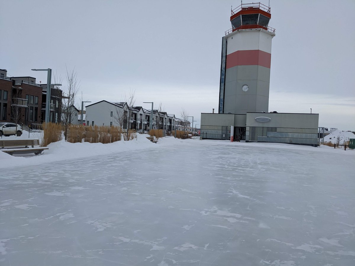 yegpablo's tweet photo. Regardless of who "develops" #blatchfordyeg, this community will survive quick political wins, blind ideological preference or any metrics of "success". So to those that say Blatchford is a failure I leave these beautiful 2022 shots of a great community that will outlive us all! https://t.co/ezgNsZoxwp