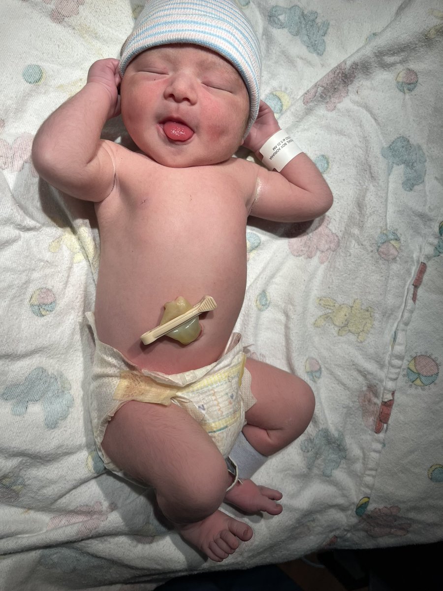 terrazas716's tweet photo. Newest grandson. Malakhi Phillip Parrish
Born Dec 31st,2022💙 https://t.co/HkpQYXBaIV