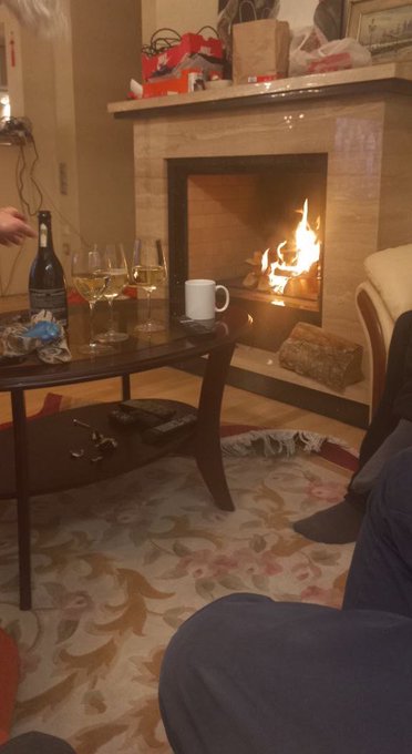 2 pic. Это было очень неплохо, хотя генерал так и не приехал? https://t.co/u3PI3mzuJL