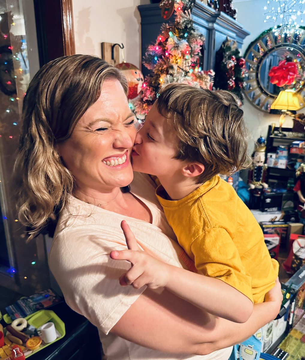 My 6th New Year’s kiss from my not so little gentleman 😘 And this one went off the rails! 😂 Cruz said he wanted to do a fancy kiss 💋 which meant his little peace sign with it ✌️ He’s also getting a bit heavy to hold up! I love this guy beyond words 😍 Happy 2023 everyone 🥂