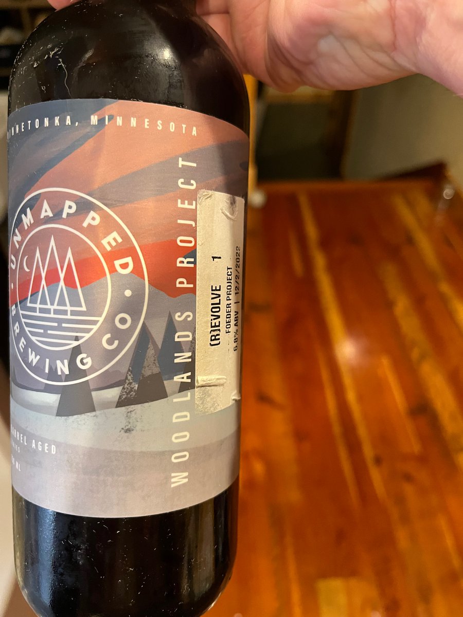 It arrived @TimJohnsonMN !! The crown didn’t hold her, so a few oz light, but will be enjoyed just as well. I’m sure the driver shook it like hell just for fun. Go Hawks! <a href="/UnmappedBrewing/">Unmapped Brewing Co.</a> #cyhawkserieswinner