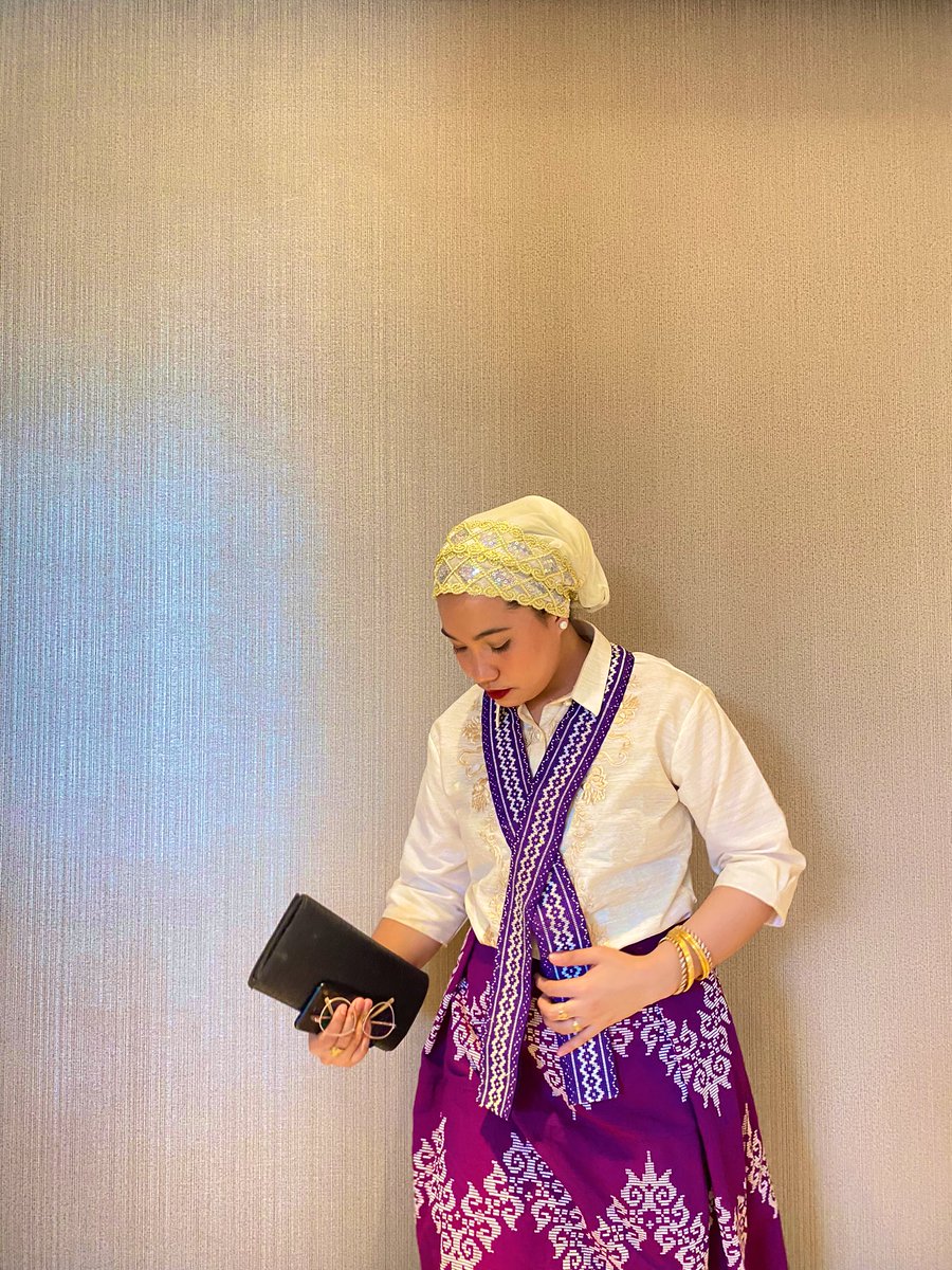 Miks_1998's tweet photo. SUPPEEER LATE❤️
Finally,Full-Pledged Pharmacist of the Philippines❤️🍂🍂
Happy New Year Everyone🎉 https://t.co/6MEIIXD2A2