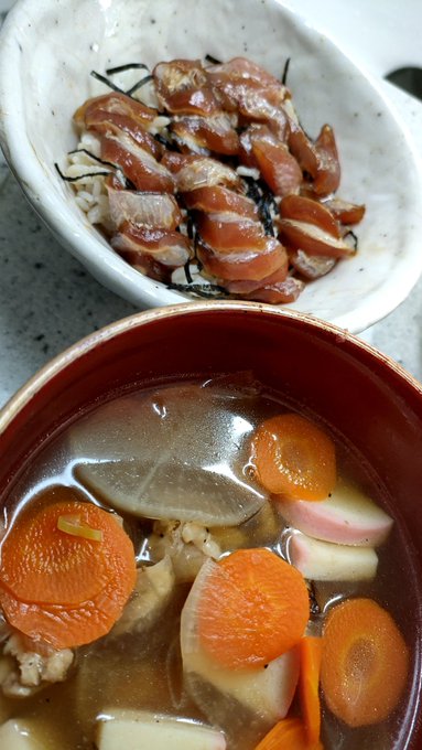 漬け丼とお雑煮つくった(⁠ ⁠ꈍ⁠ᴗ⁠ꈍ⁠)おいしかったぁ 