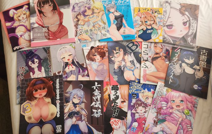 朝から買ったり頂いたりした本を読み読みしてた 