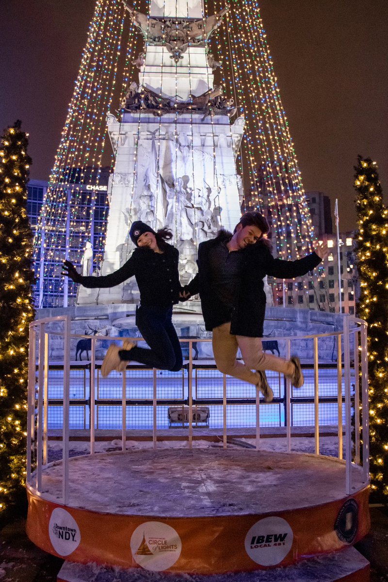 hannahbeev2's tweet photo. So excited to spend the forever with the love of my life! https://t.co/6HktstM8XN