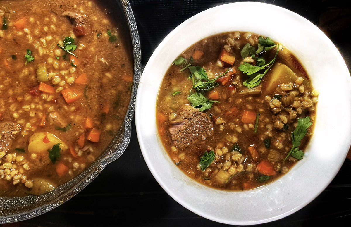 automotophoto's tweet photo. I usually end up falling asleep so I’d like to wish everyone a HNY. Hoping nothing else happens in 2023 as it’s getting old.

I updated 👉🏻 https://t.co/SjcMneaDBY 

I also managed to make a beef and barley soup without injury 🙄

TY all for the support ❤️

#ministroke #gofundme https://t.co/Zh1zua4JaQ