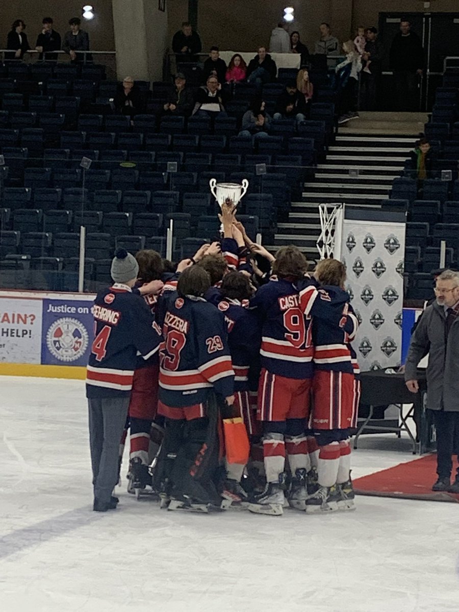 YHA_Lions's tweet photo. Pat Quinn “C H A M P S” https://t.co/wNlz97n5CF